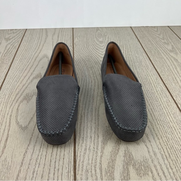 Journee Collection Women's Halsey Perforated Detail Moc Toe Loafers 9 Grey $70 - Picture 2 of 9